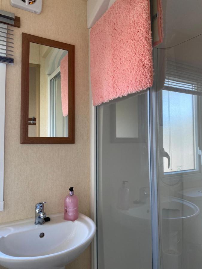 Vista Caravan Hire Seasalter Exterior foto